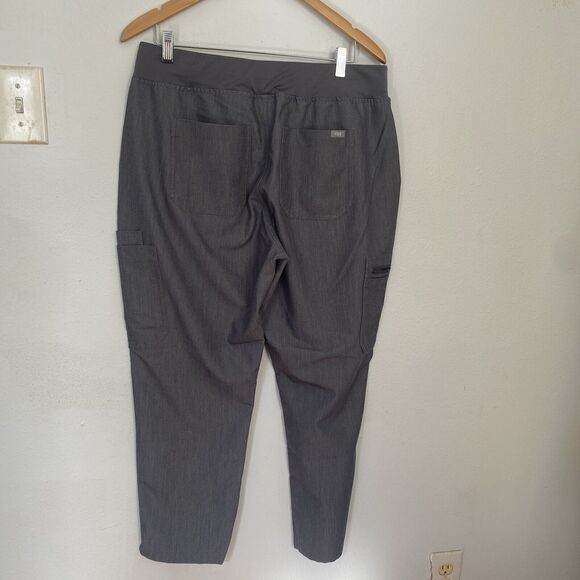 FIGS Kade Cargo Scrub Pants Women’s XL Gray Elastic Waist Drawstring Set of 2 - Picture 9 of 11